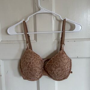 Victoria’s Secret tan lace lined Demi bra size 36D